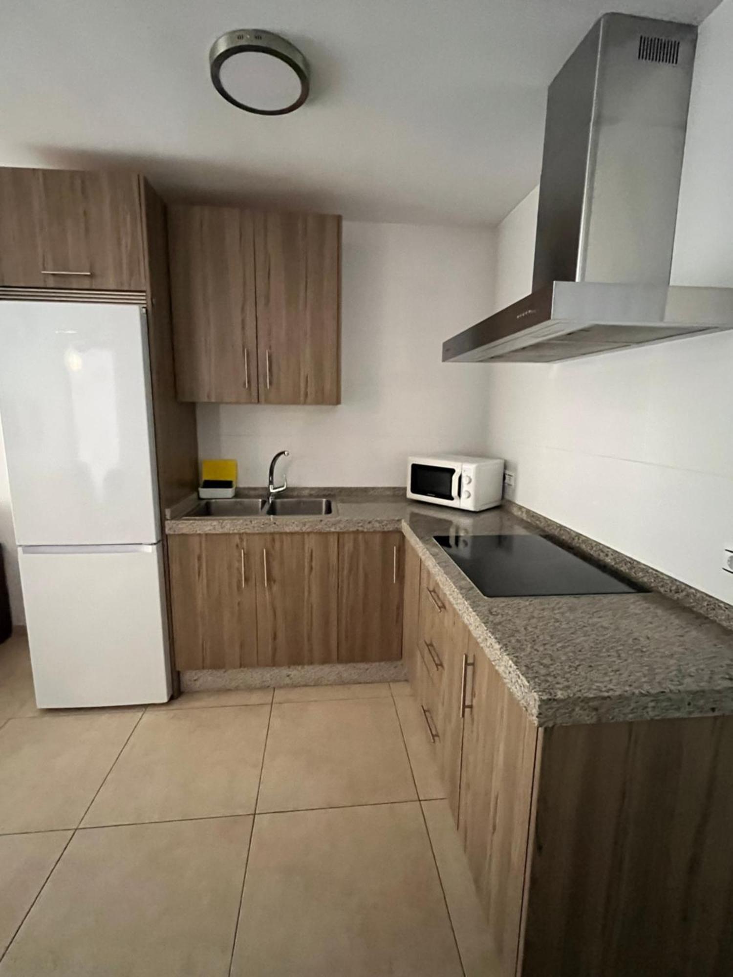 Amaner Capri Apartment Torre Del Mar Exterior photo